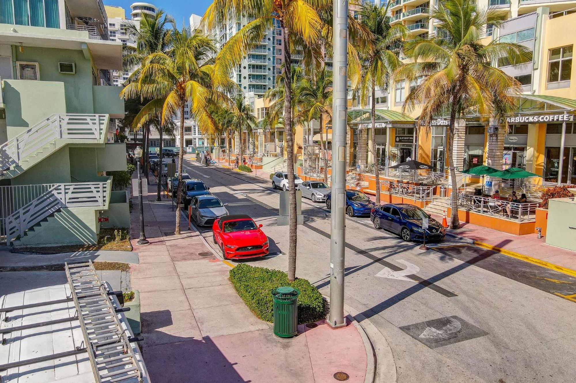 Deco Beachside Apt, W/2 Queen Beds, Washer/Dryer マイアミビーチ エクステリア 写真